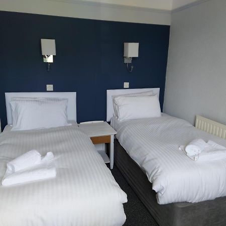 The Washford Inn Экстерьер фото