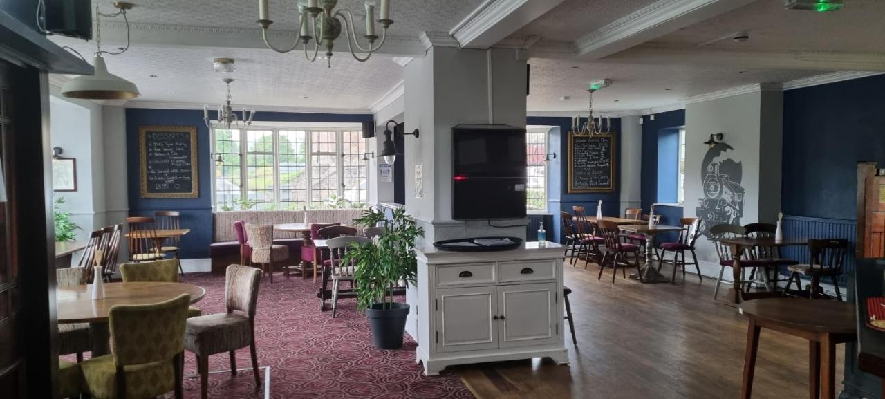 The Washford Inn Экстерьер фото