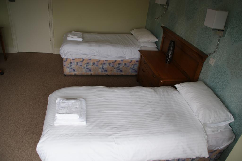The Washford Inn Экстерьер фото